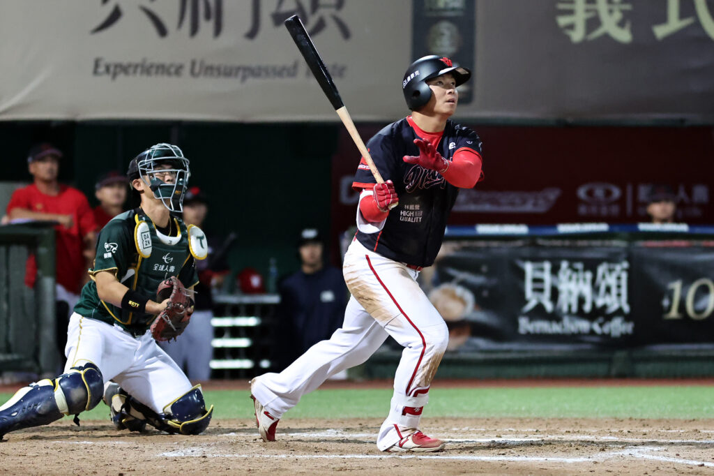 味全龍黃柏豪此役貢獻猛打賞 0