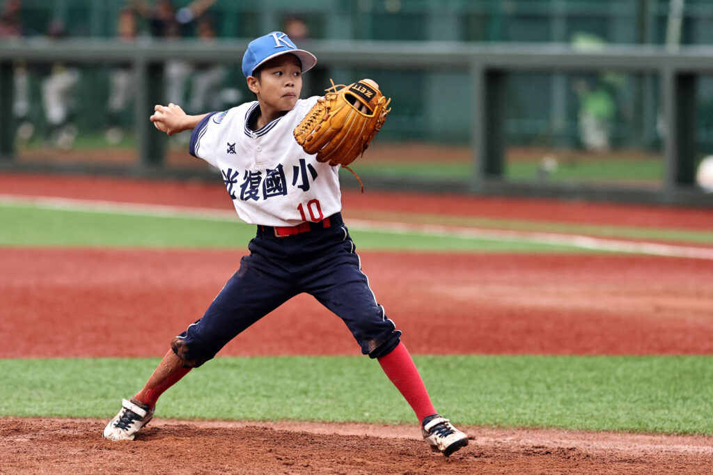 花蓮光復先發投手吳定謙 2 0