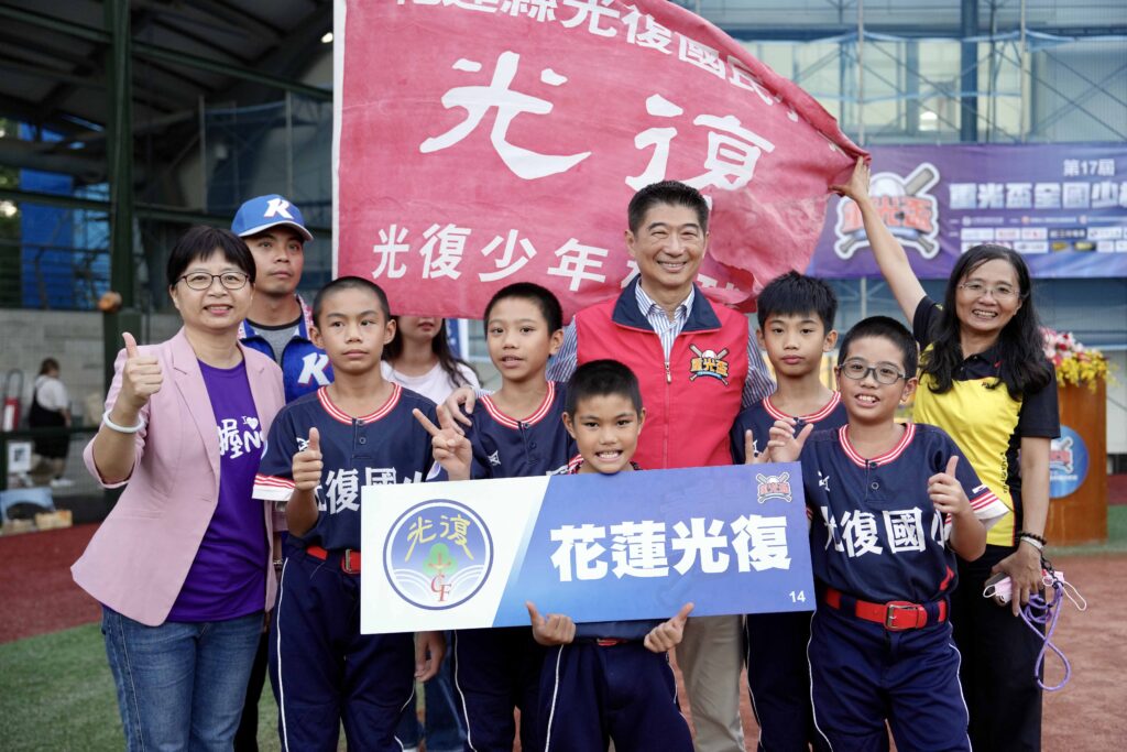 花蓮光復國小抽空北上參賽 0