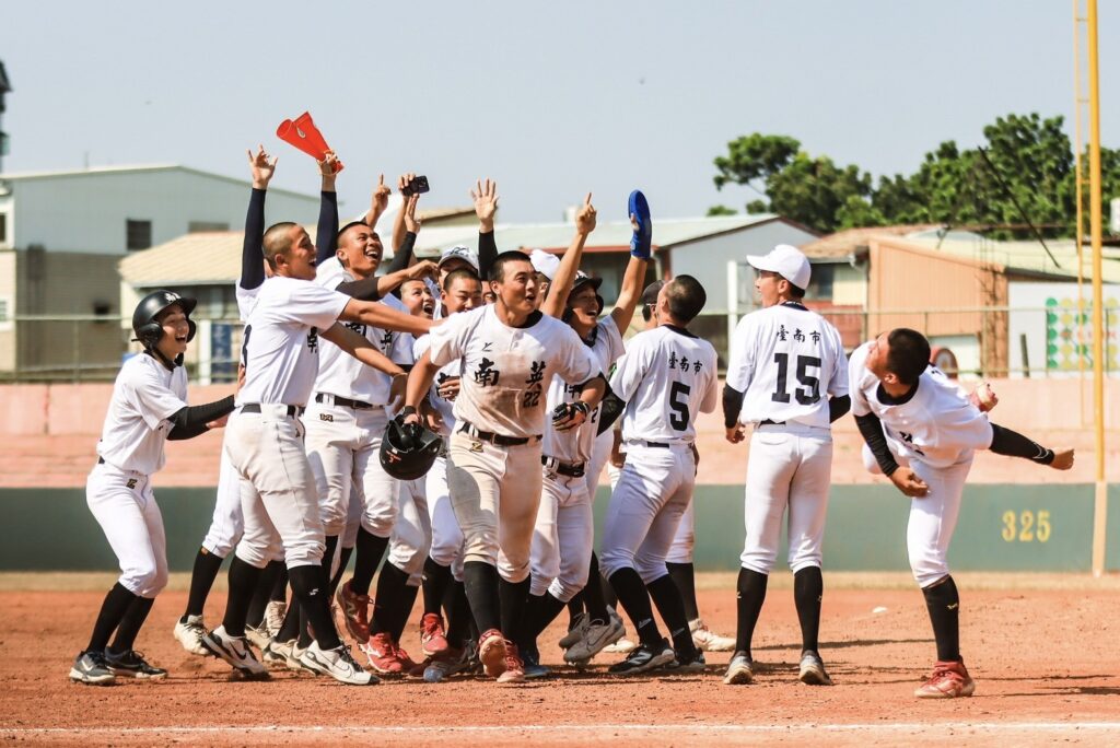 1bbc80e6 7dbd 452f aa58 4042e198db0a