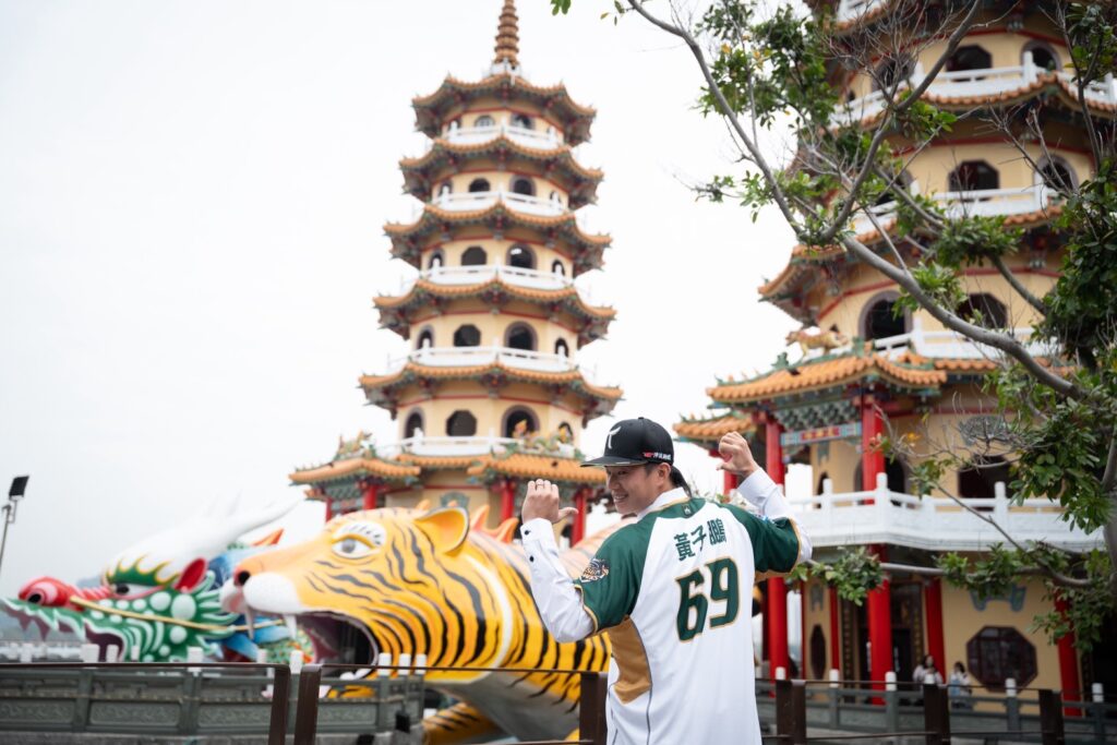 LINE ALBUM 202619 260109 7