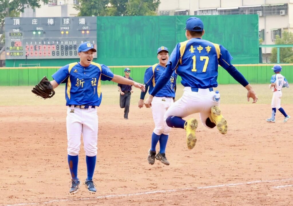 f4614aa4 5bb8 4992 a233 0383d12d3f8c