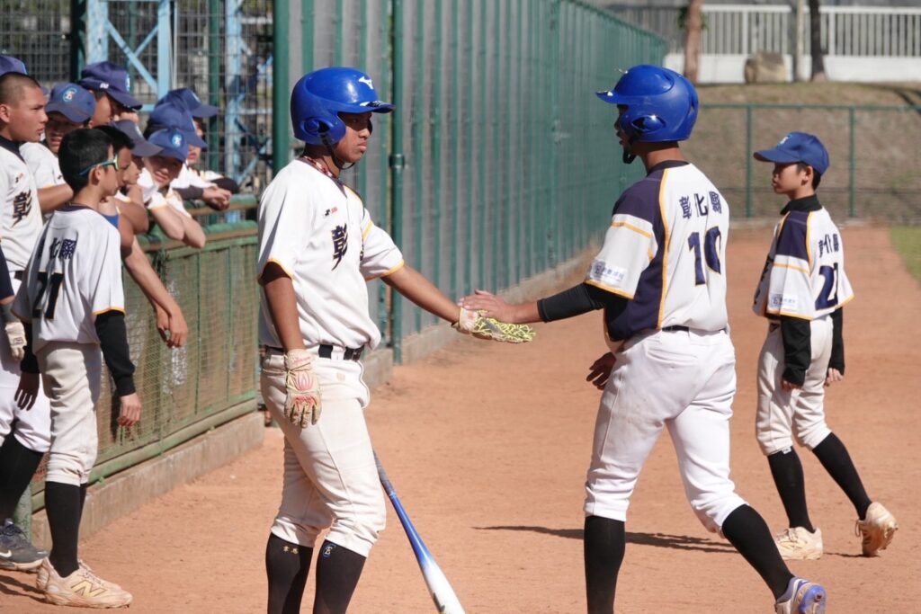 5896a518 742f 48bf ba5d f22e4cb0185d