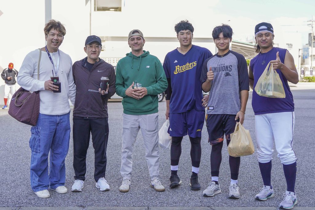 JWL2024 周思齊與平野惠一總教練到場關心選手 JWL2024 周思齊與平野惠一總教練到場關心選手